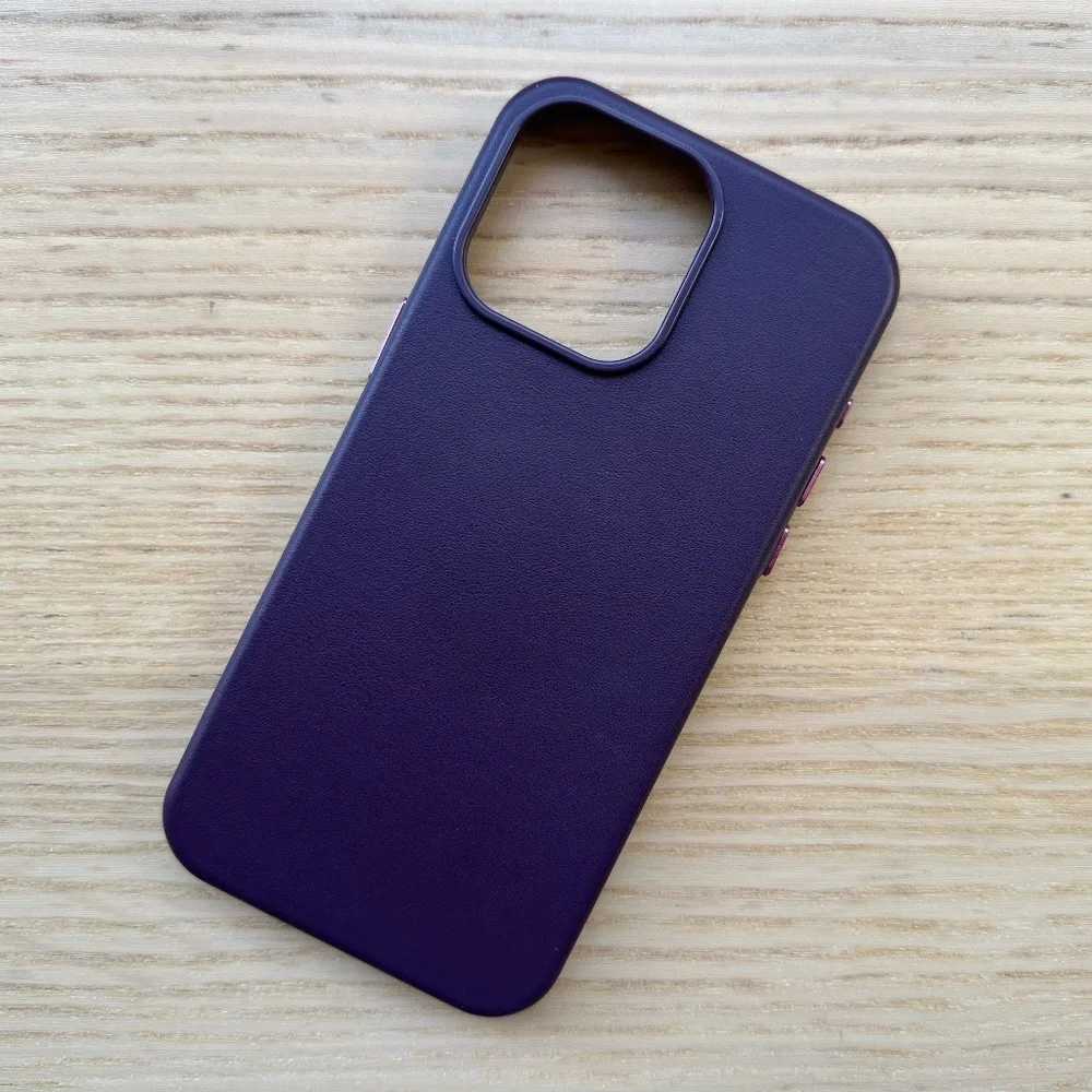 Apple iPhone 15 Pro Max Leather MagSafe Case Purple